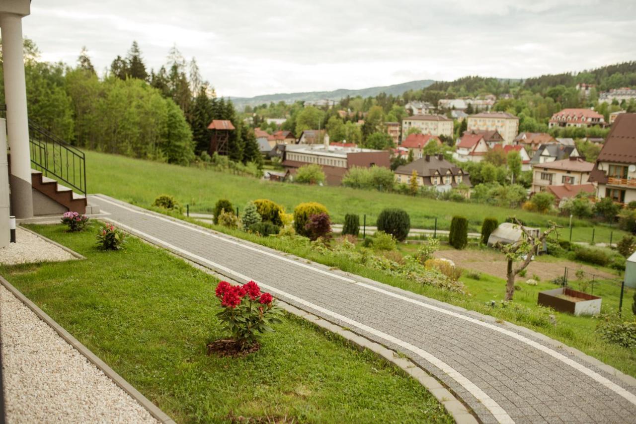 Apartament Sloneczna Rapsodia - Blisko Parku Zdrojowego - Piekny Widok - Ogrod - Taras Rabka-Zdrój Exterior foto